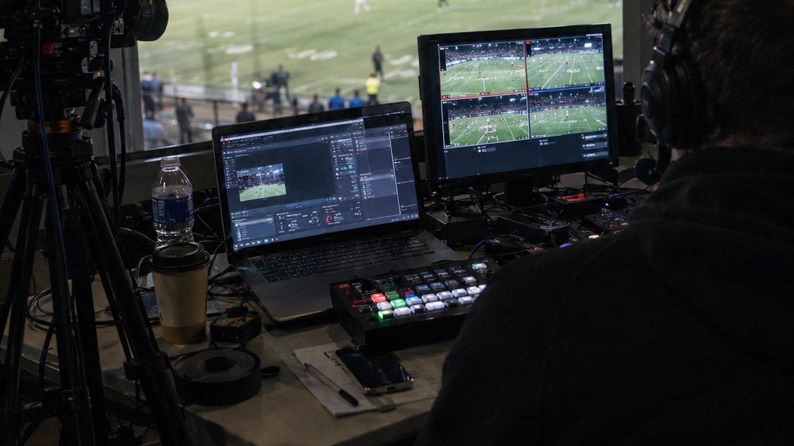 Control de realización de SannaStudio durante un partido nocturno